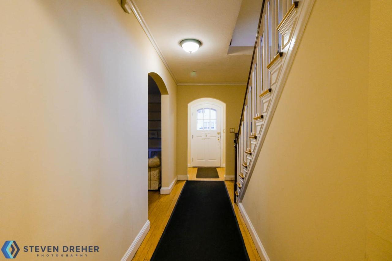Town Plot Waterbury Apartment Bagian luar foto