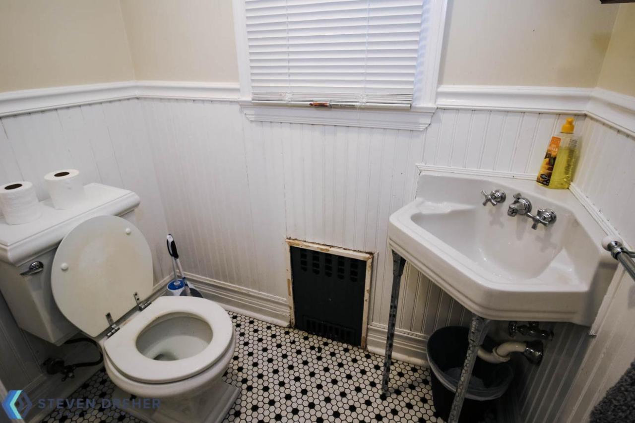 Town Plot Waterbury Apartment Bagian luar foto